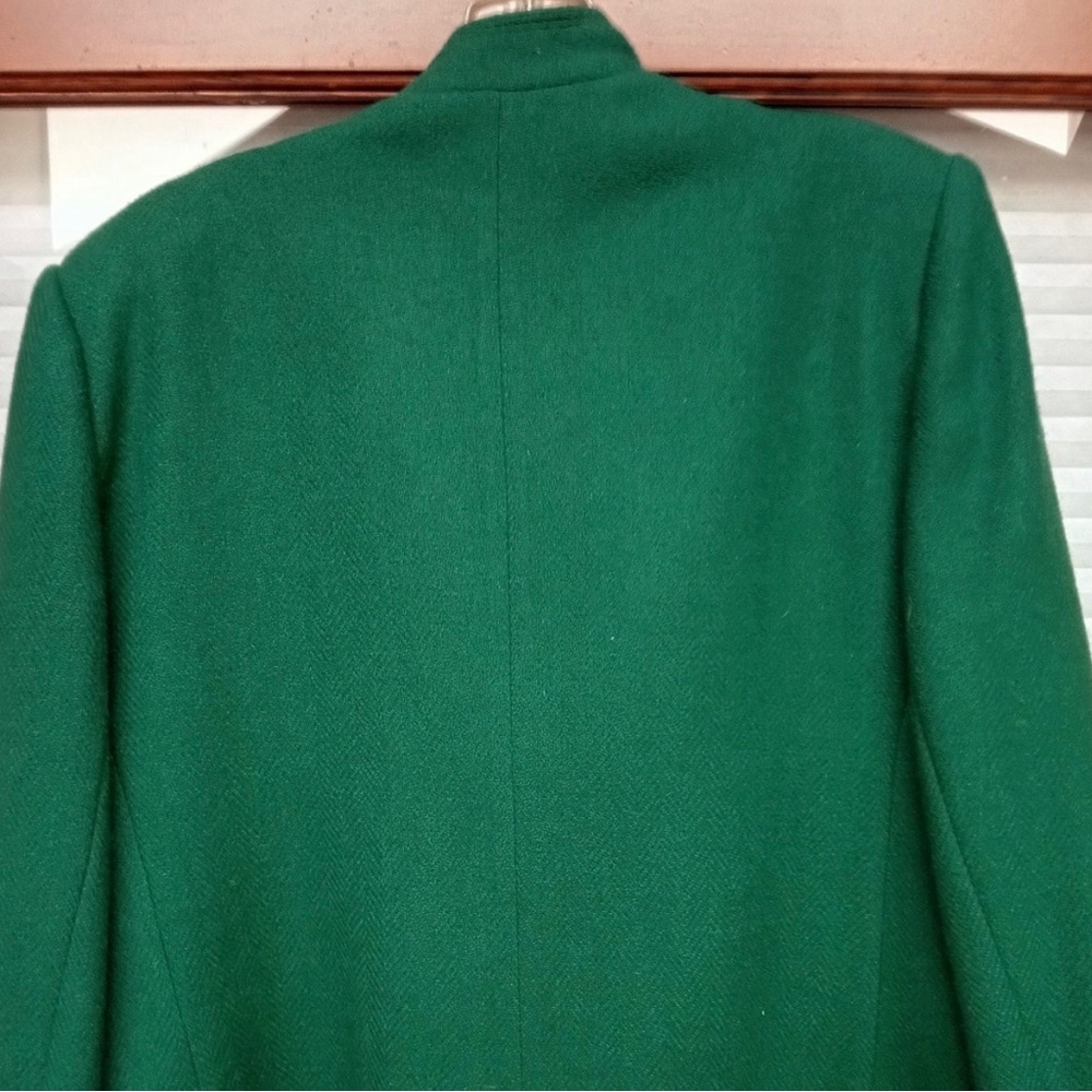 Evan Picone Green Blazer with Button Details - Picture 2 of 3